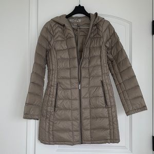 New Michael Kors packable down fill jacket size S